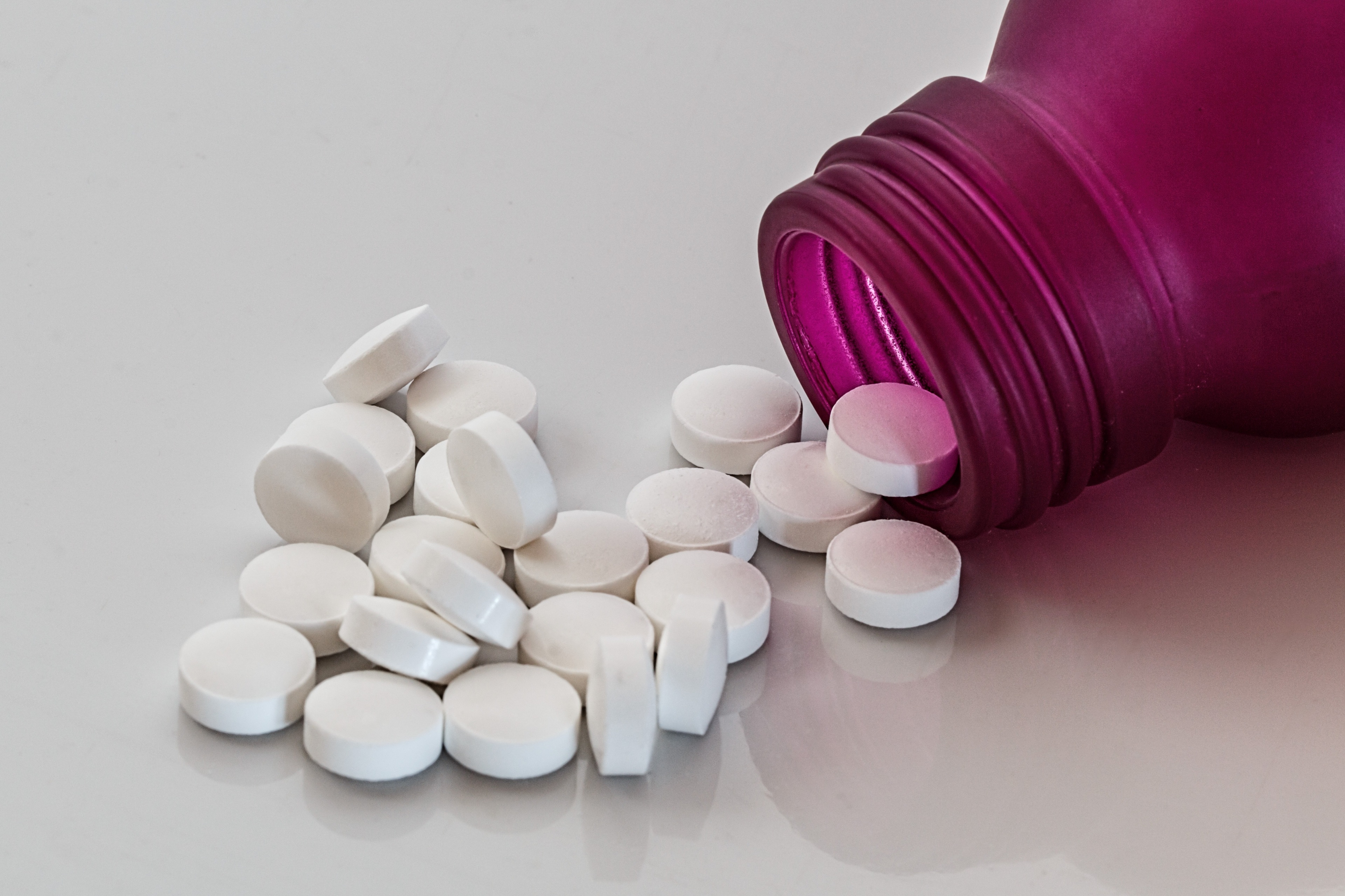 Comment l’acide folique affecte-t-il la vitamine B12 ?