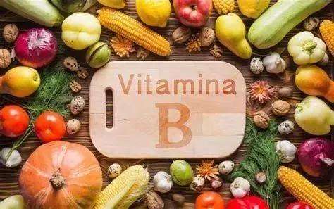 Quelle est la relation entre la vitamine B9 et l’acide folique ?