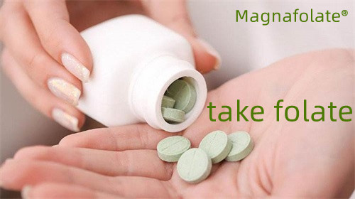 Quand faut-il commencer à prendre du folate/L de méthylfolate ?